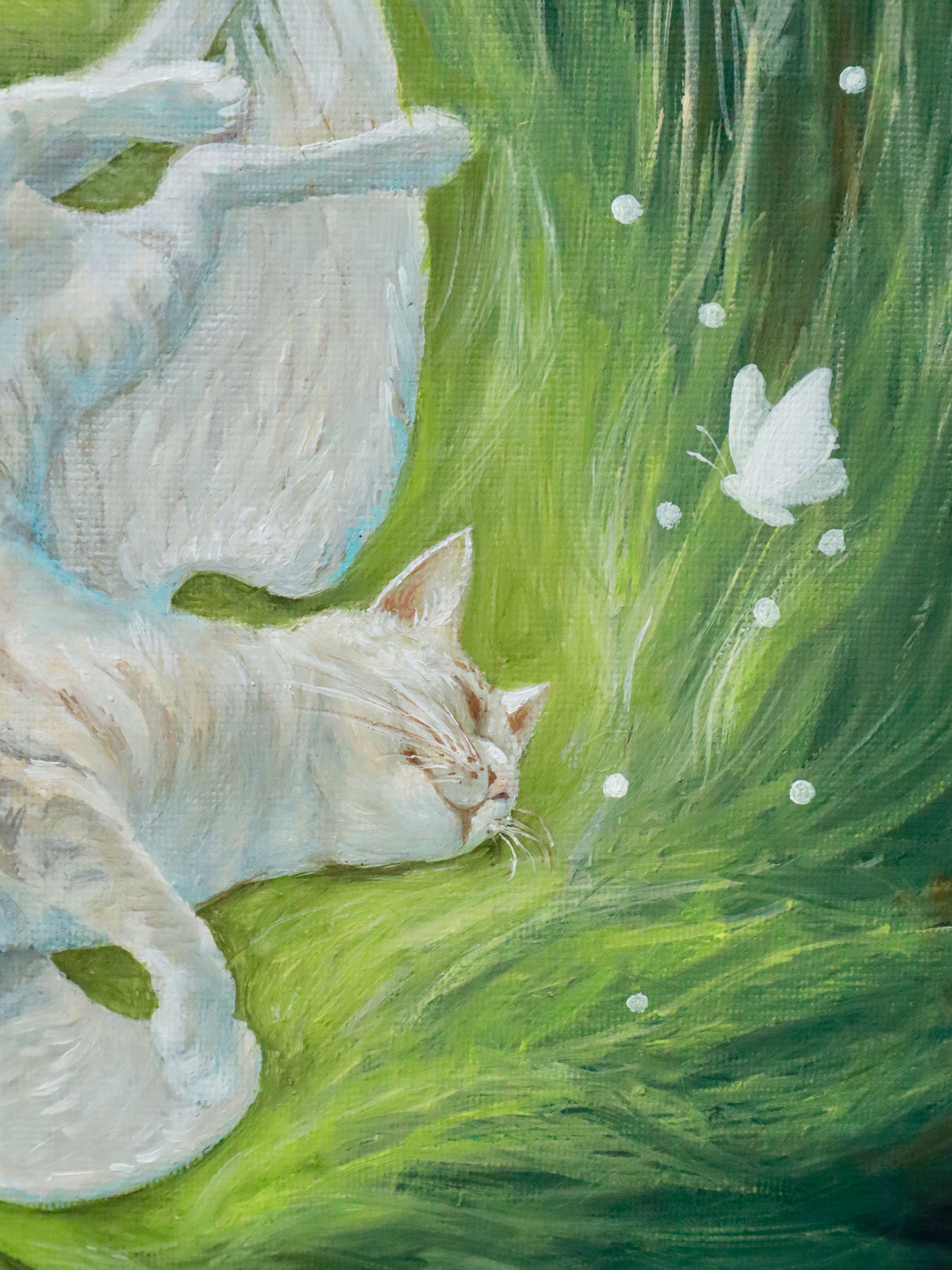 《The Little White Cat in the Grass》